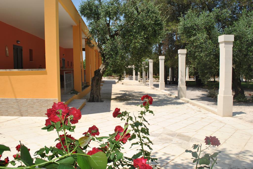 Tenuta La Spezia Carpignano Salentino Exterior photo