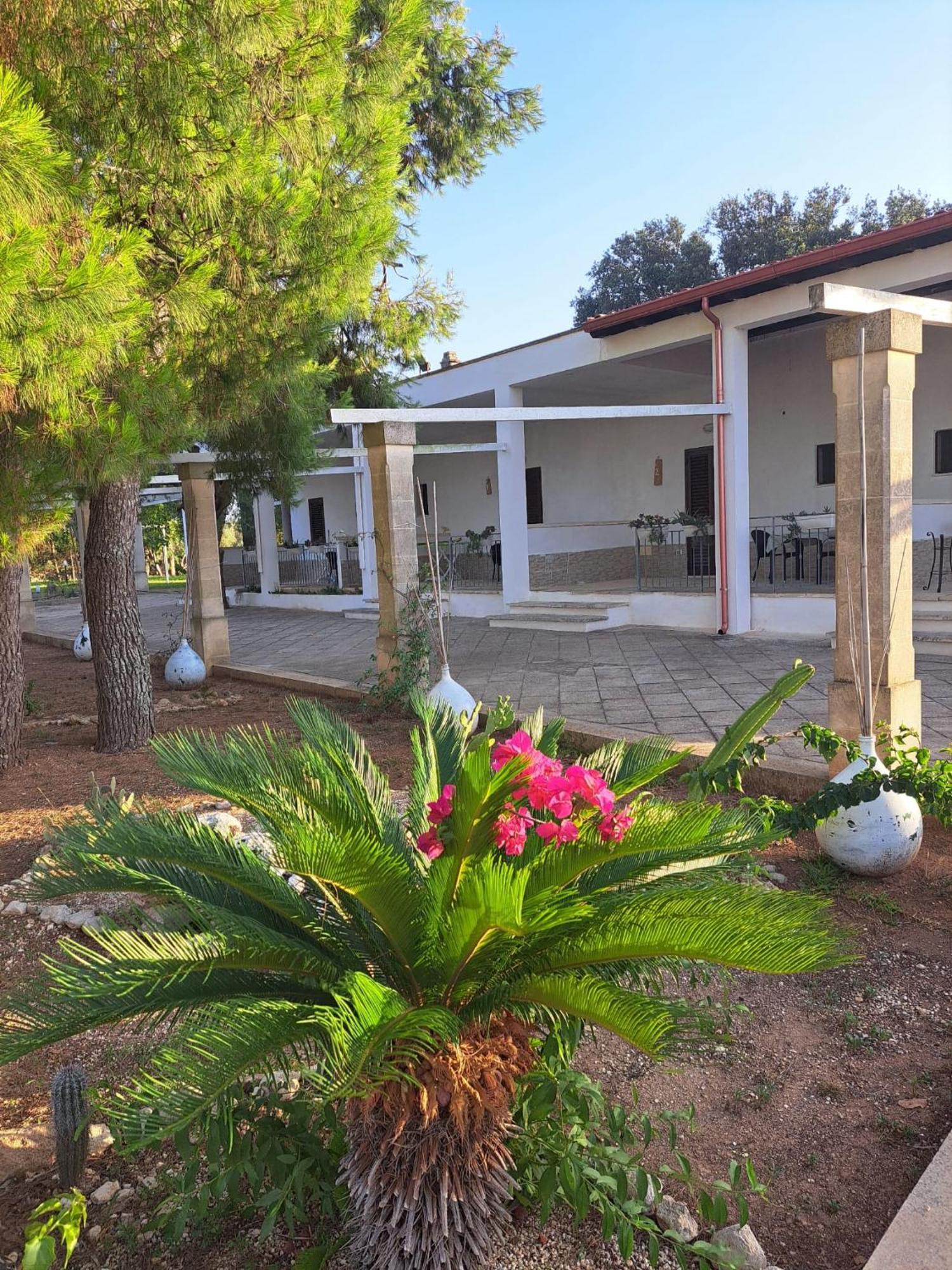 Tenuta La Spezia Carpignano Salentino Exterior photo